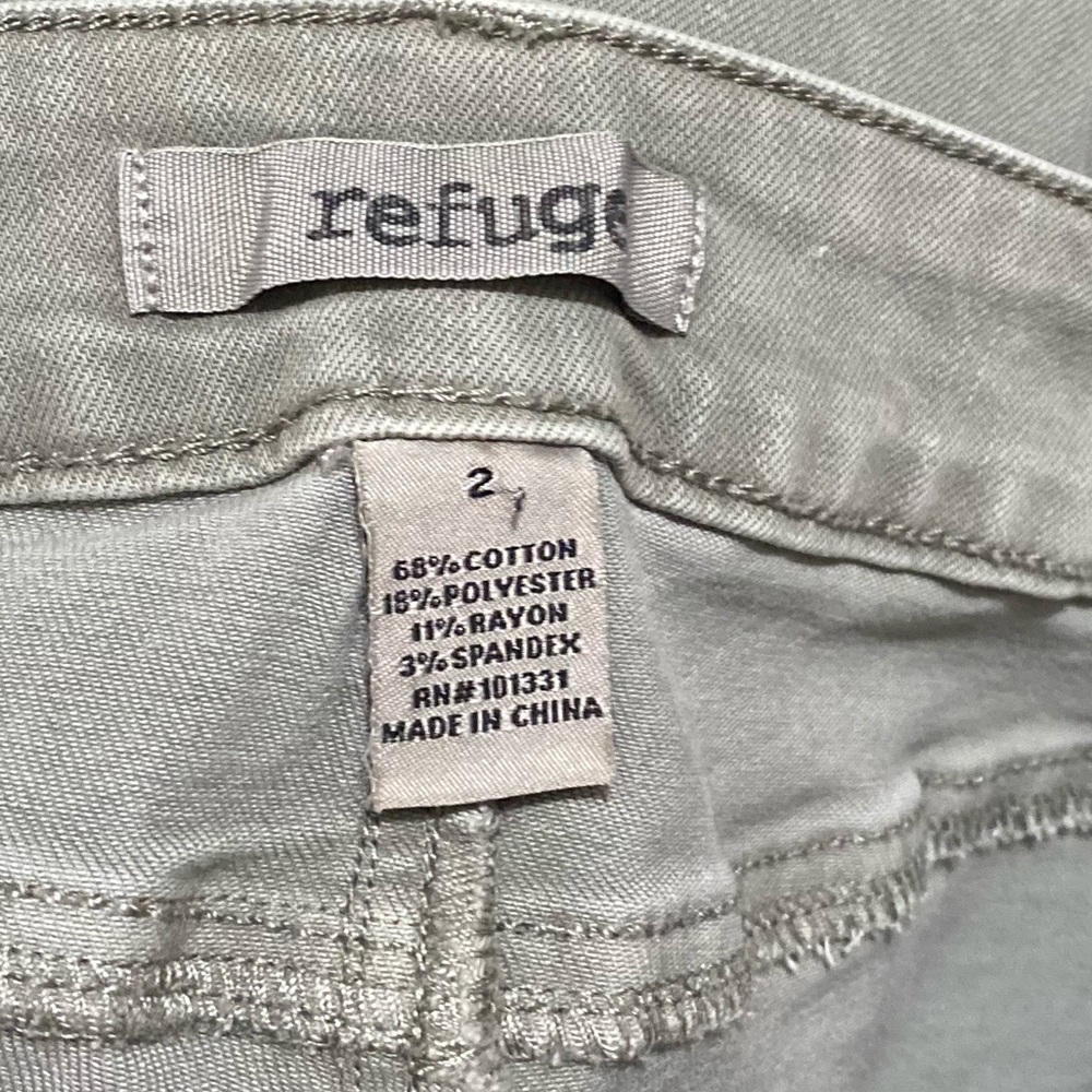 Refuge jeans - 3 pairs for $35 - Picture 4 of 4